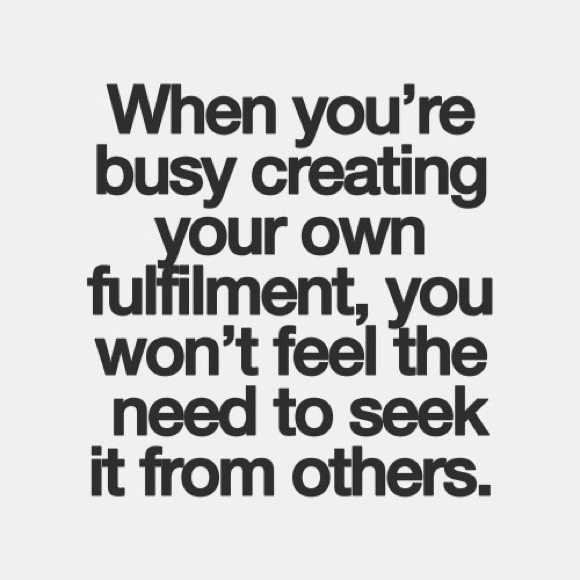 Meet your posher Jacquelyn - Picture 7 of 8